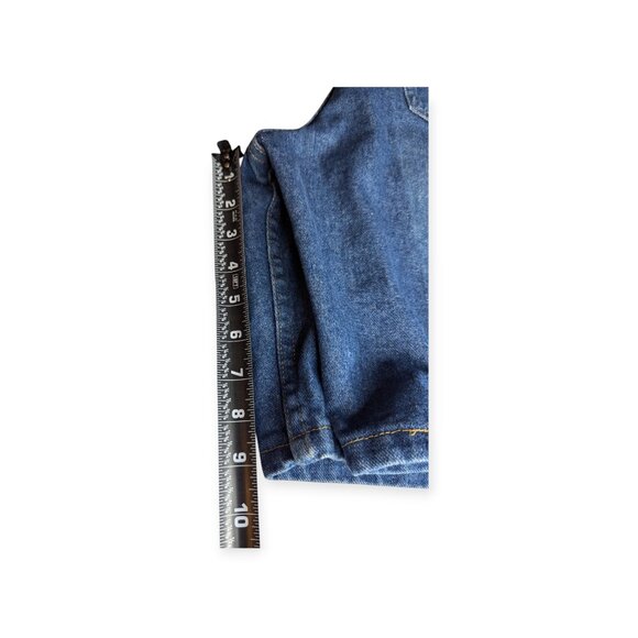 NWT Wrangler Relaxed Fit Men's Shorts Size 32 Sits at Natural Waist Hits Knees - Picture 16 of 16